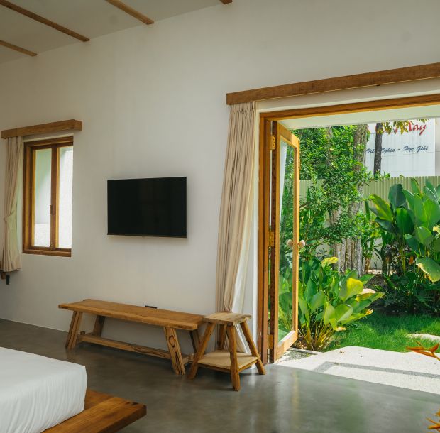 Private Garden Room